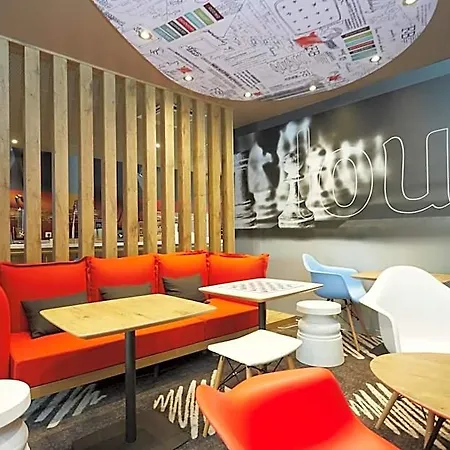 Baudouin 3* Valenciennes